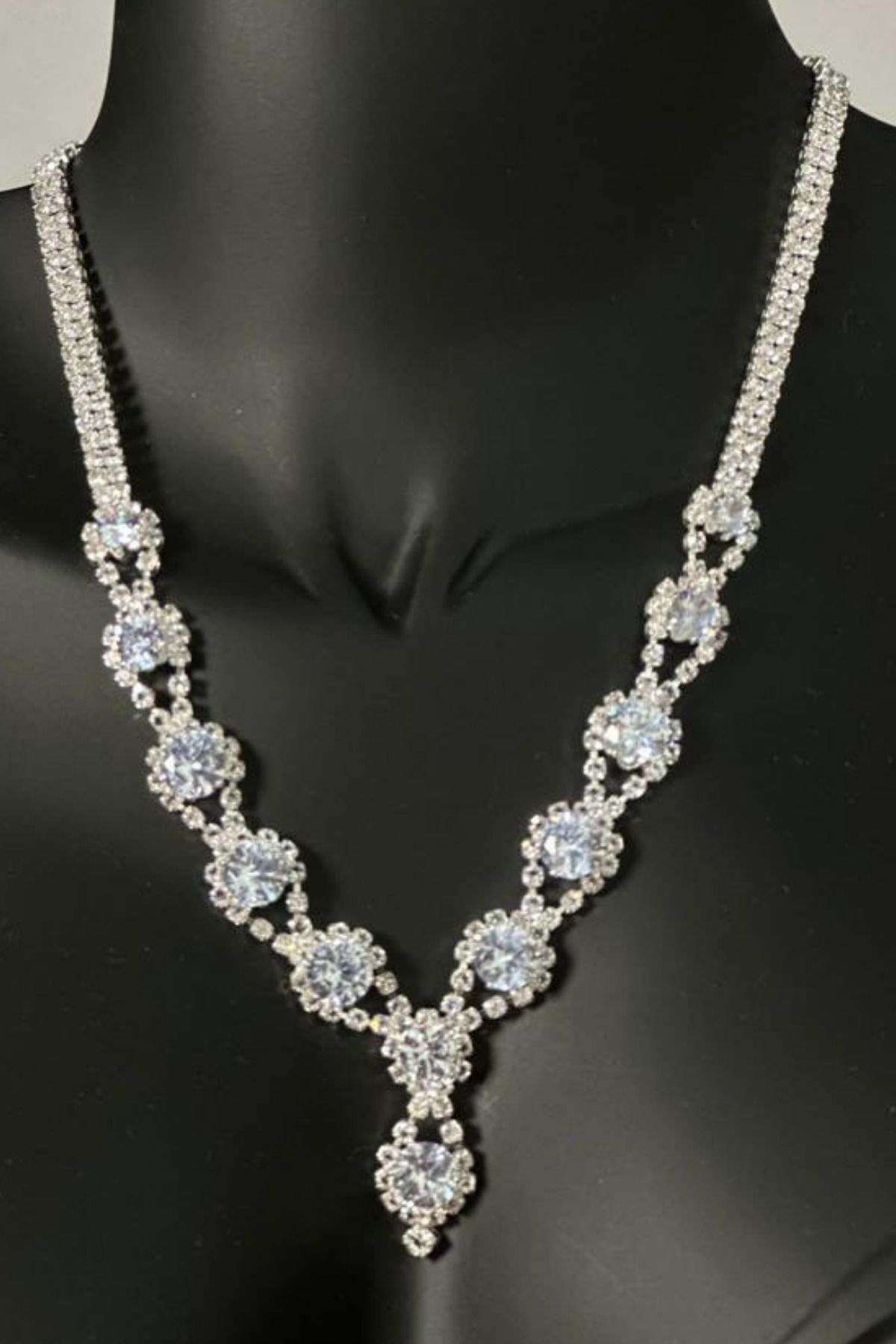 Flower Model Zirkon Taşlı Abiye Kolye Küpe Seti Gelin Nişan Takı Seti