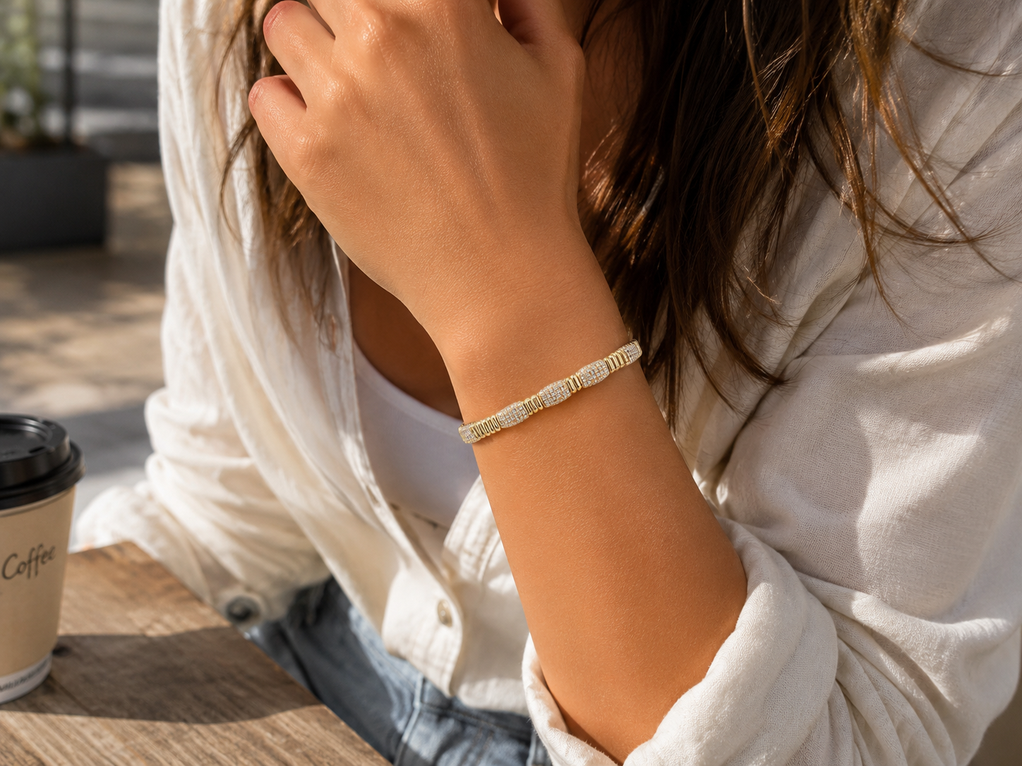 Swarovski Taş Detaylı 14 Ayar Altın Kaplama Luxury Gold Kadın Bileklik - Görsel 3